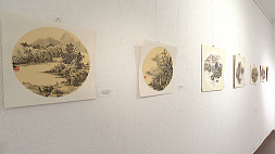 Выставка "Образы Поднебесной" проходит в художественной галерее "Университет культуры" 