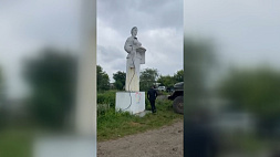Во Львовской области снесли советский памятник