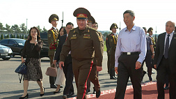 С визитом в Беларусь прибыл министр обороны Китая