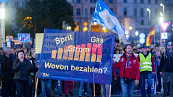 Тысячи немцев вышли на акции протеста и требуют отмены санкций против России