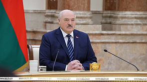 Лукашенко советует с фейками и дезинформацией бороться живым словом и активной общественной работой