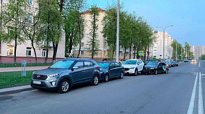 В Минске водитель каршерингового авто уснул за рулем и попал в аварию
