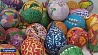 Несколько сотен огромных яиц из папье-маше сделали ученики Глубокской детской художественной школы