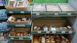 Дефицита товаров в белорусских магазинах нет, подчеркивают сенаторы