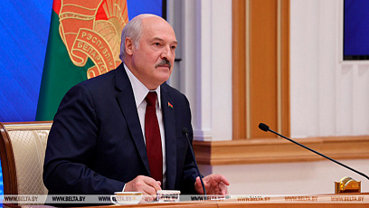 А. Лукашенко журналистке ВВС: Вы говорите, что выборы нечестные - факты на стол!