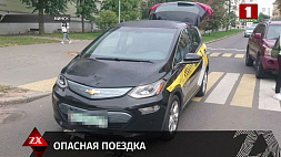 В Минске пешеход на самокате попал под колеса
