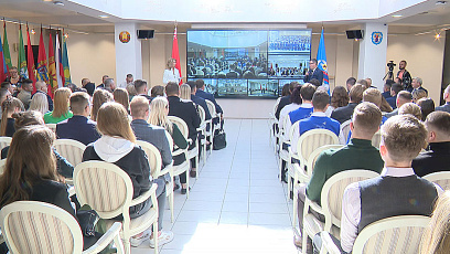 Исторические основы Дня народного единства, влияние внешнеполитических событий на процессы внутри нашей страны - важные вопросы обсудили на конференции в Беларуси
