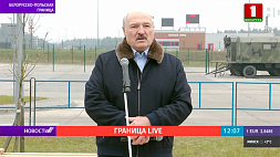 Александр Лукашенко  открыто поговорил с беженцами на границе  - видео