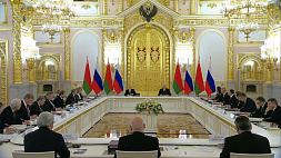 Общую Концепцию безопасности и новые проекты в кооперации и импортозамещения обсудили на заседании Высшего госсовета Союзного государства в Москве