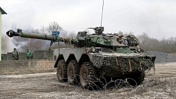 Макрон решением по танкам нарушил военное табу