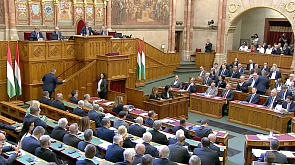 Венгрия предлагает вдвое уменьшить финансирование Украины