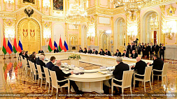 Беларусь и Россия подводят итоги переговоров в Москве