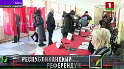 На участках в Минске активно голосует молодежь