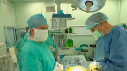 Белорусско-российские хирурги провели успешные операции "хрустальным" детям