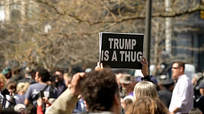 Сторонники и противники Трампа собираются у здания суда - власти Нью-Йорка  готовятся к народным волнениям