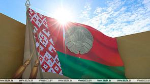Лукашенко: Традиция чествования важнейших символов суверенной Беларуси стала поистине всенародной
