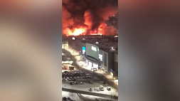  В Подмосковье горит торговый центр 