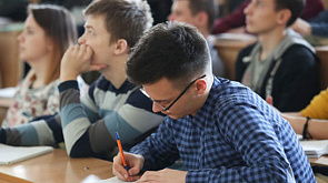 У старшеклассников увеличат количество часов на изучение русской и белорусской литературы
