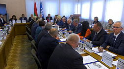 В Минске с официальным визитом находятся делегации национальных профцентров Египта, Сирии и арабских стран