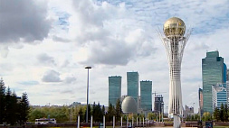 День Республики отмечают в Казахстане