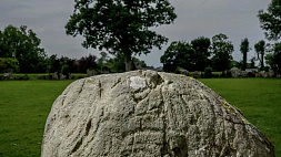 Наскальные изображения на 4000-летнем каменном круге Гранж обнаружили в Ирландии