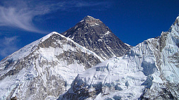 Рекордное число альпинистов погибло на Эвересте в 2023 году