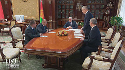 А. Лукашенко обратился к  послам: Чтобы предательства не было