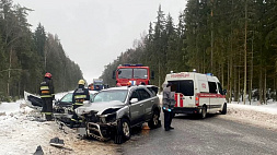 Два человека погибли в результате лобового столкновения на автодороге Полоцк - Минск