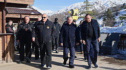 Третий день визита в Узбекистан: Лукашенко и Мирзиёев посетили горнолыжный комплекс под Ташкентом