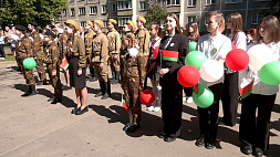 Ветераны по всей Беларуси принимают поздравления с Днем Победы