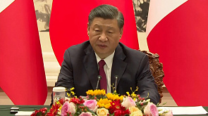 Си Цзиньпин призвал к скорейшему возобновлению мирных переговоров по Украине 