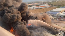 Белорусские авиаторы помогли потушить пожар на фабриках в Турции