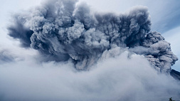 В Японии зафиксировано извержение вулкана