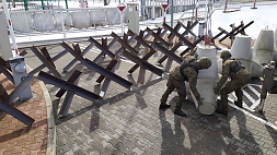 Польша устанавливает противотанковые заграждения на границе с Беларусью