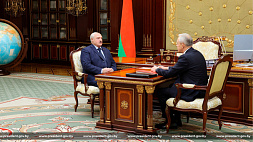Лукашенко принял с докладом главу Администрации Президента. Какие вопросы обсуждали?