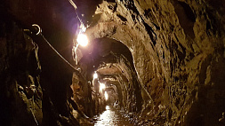 Шесть горняков погибли под завалами шахты в Иране