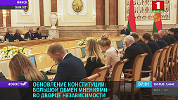 А. Лукашенко поручил снять спорные вопросы в проекте Конституции в течение месяца