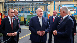 Лукашенко: Надо дать новую жизнь предприятиям Могилевской области