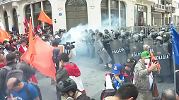 Протесты в Перу переросли в столкновения с полицией 