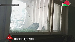 Громил окна в подъезде - в Солигорске патрульные задержали хулигана прямо на месте 