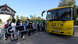 Более 12 тыс. детей Минской области к месту учебы подвозят школьные автобусы