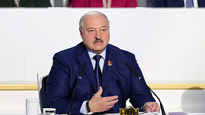Александр Лукашенко считает ошибочным вывод стратегического ядерного оружия из Беларуси после распада СССР