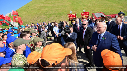 "Беларусь - наша самая большая ценность, берегите ее!" Президент принял участие в торжественных мероприятиях по случаю Дня Независимости 