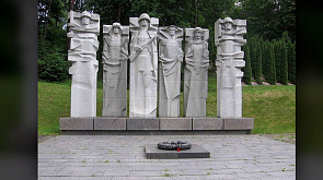 Сейм Литвы одобрил перенос могил советских воинов: закон позволяет надругаться даже над прахом солдат
