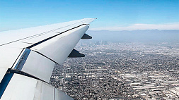 В Лос-Анджелесе пассажир выпрыгнул из самолета при взлете