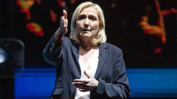 Ле Пен предупредила о риске "социального взрыва" во Франции 