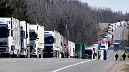 Ситуация на белорусской границе: только 10 % от суточной нормы грузовиков оформляет литовская сторона 