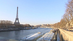 Французам предложили взять отпуск и сидеть дома во время Олимпийских игр - 2024