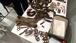 Генпрокуратура передала в МК "Хатынь" артефакты, добытые в ходе расследования уголовного дела о геноциде