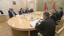 Кочанова провела совещание по вопросам работы мотовелозавода